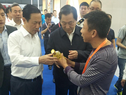 ng电子游戏,油茶种植出产加工销售,植物油种植出产加工销售